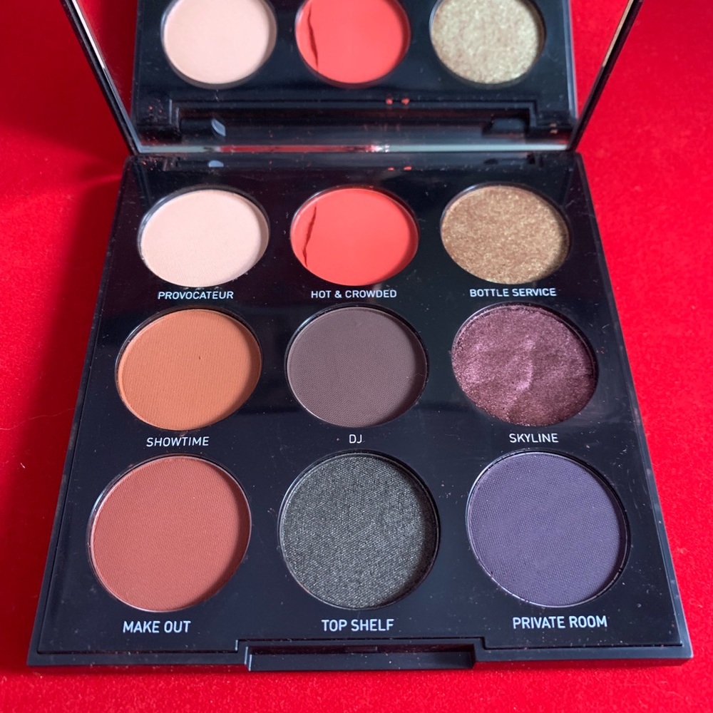 9N About Last Night Artistry Palette